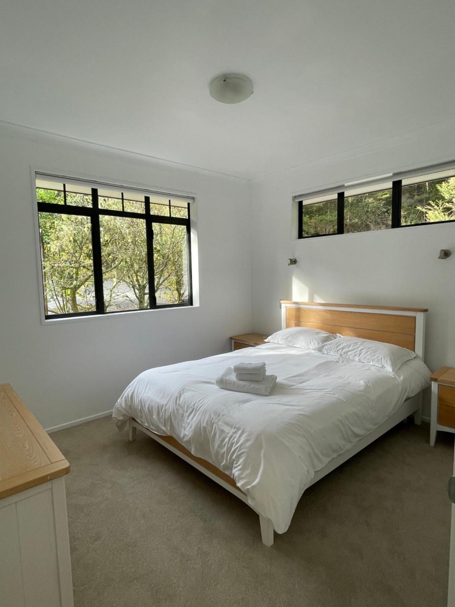 Charming Home Near Nature Auckland Buitenkant foto