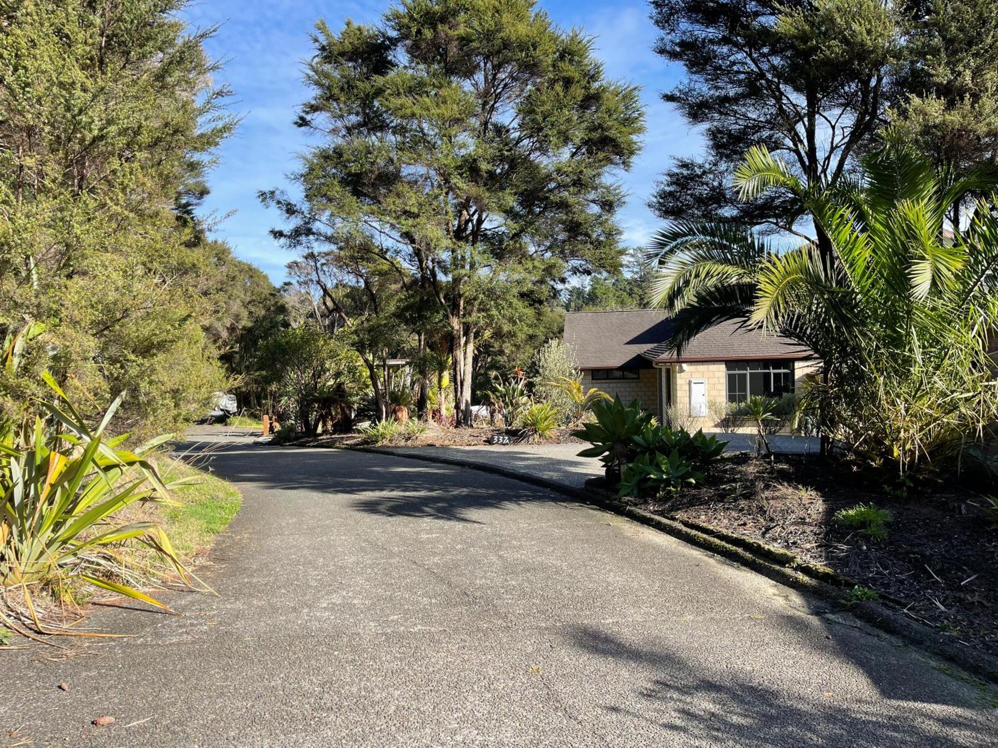 Charming Home Near Nature Auckland Buitenkant foto