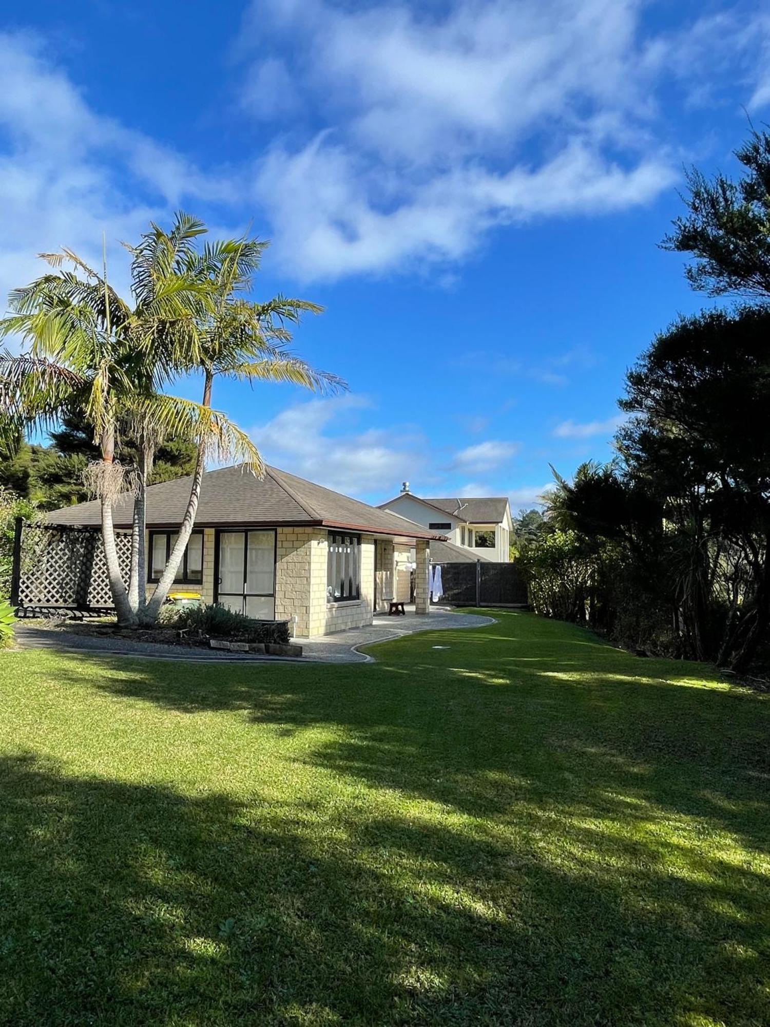 Charming Home Near Nature Auckland Buitenkant foto